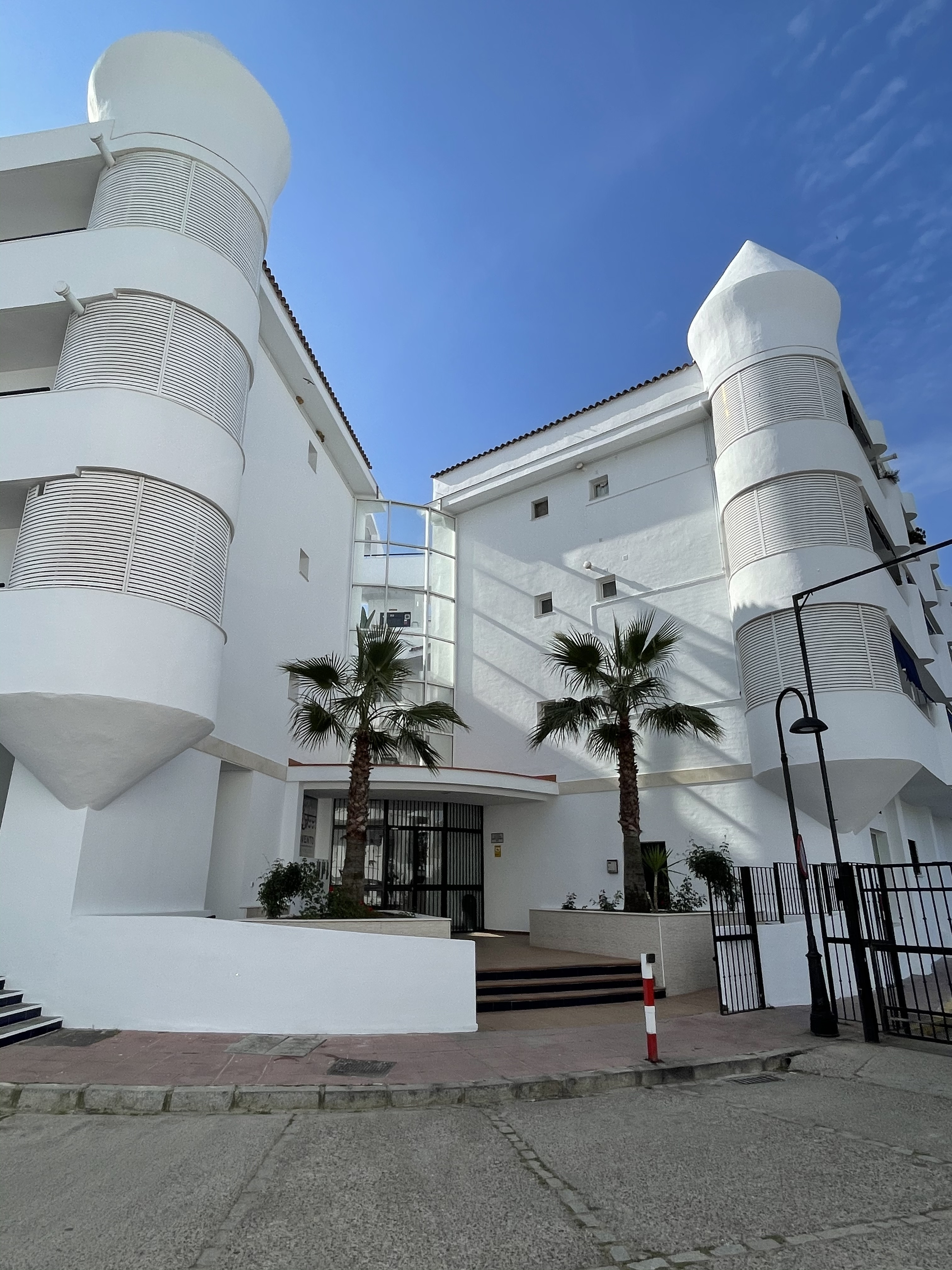 REHABILITACIÓN EDIFICIO SOTAVENTO